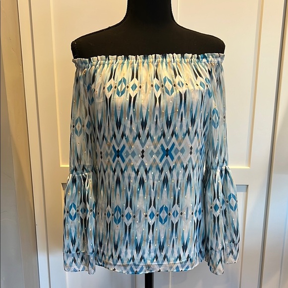 White House Black Market Tops - White House Black Market Blue Geometric Off/On-Shoulder Blouse
